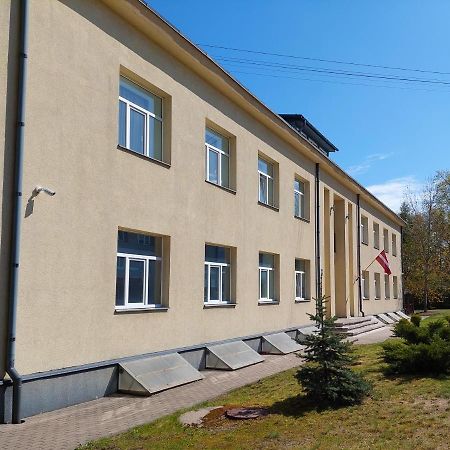 Happy Hotel Рига Екстериор снимка