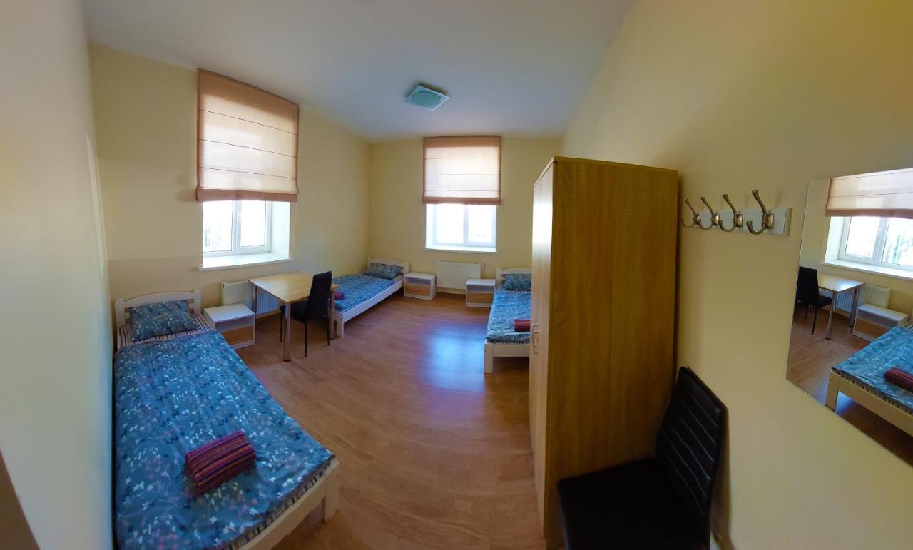 Happy Hotel Рига Екстериор снимка